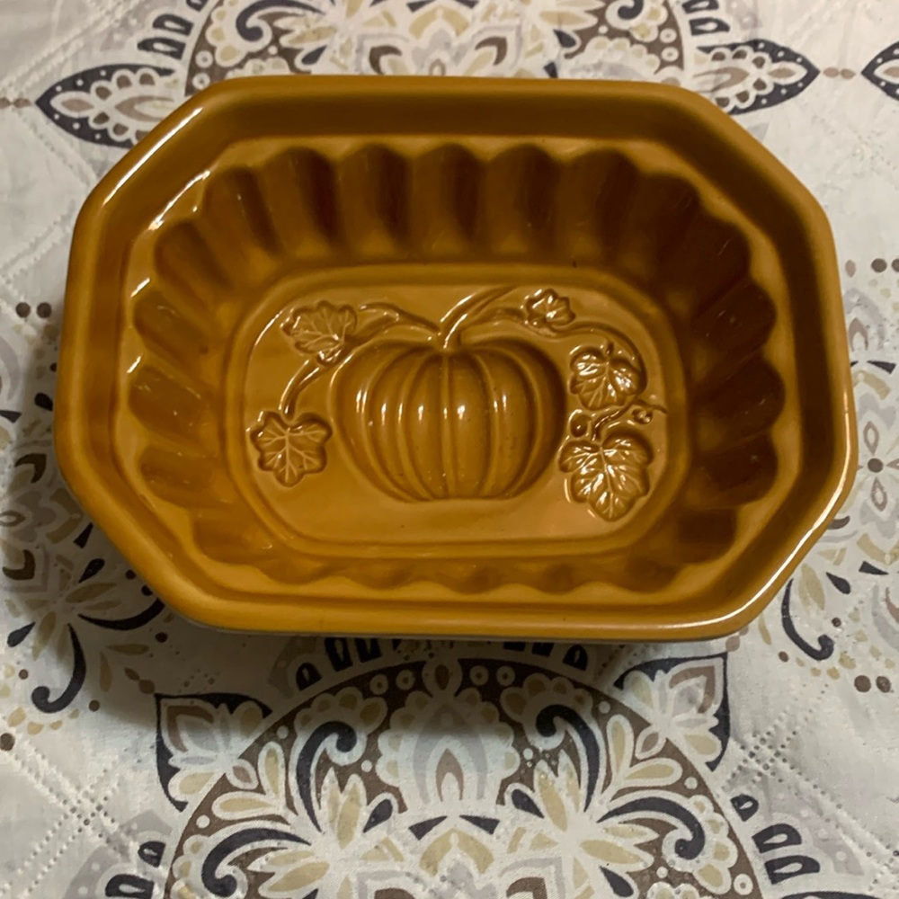 Vintage Pumpkin Mold from Crate & Barrel. Like new.